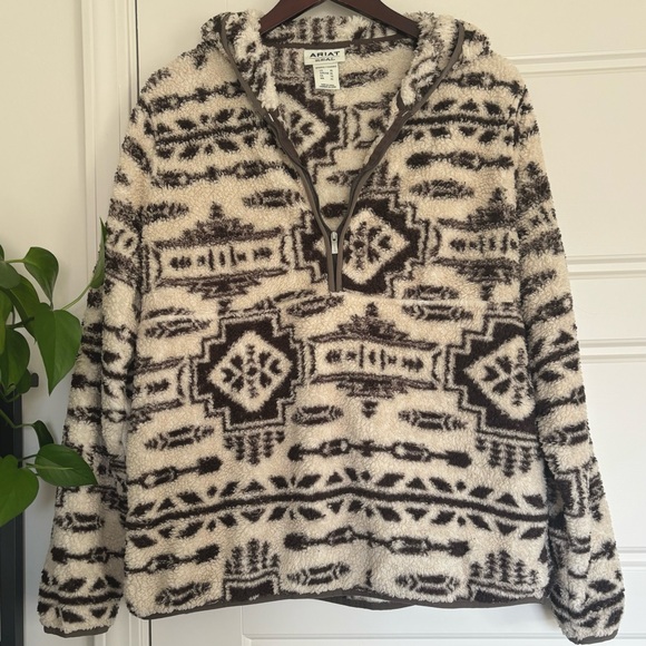 • [Ariat] REAL Berber Hoodie • - Picture 4 of 13